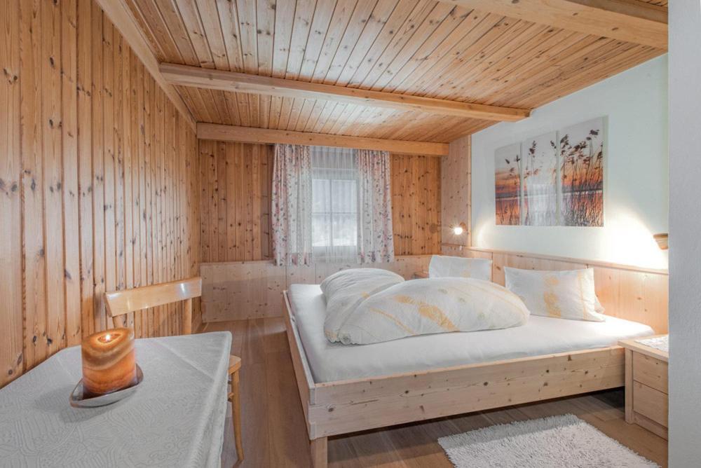 Kradorferhof Apartment Santa Maddalena in Casies Ruang foto